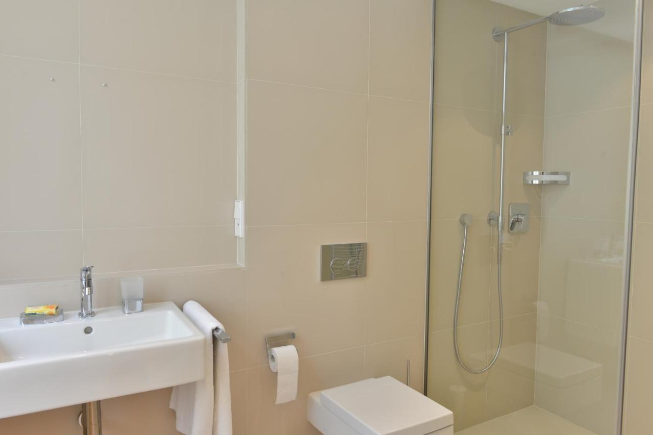 Kolonada Luxury 3 Bedroom Apartment Manes 마리안스케 라즈네 외부 사진