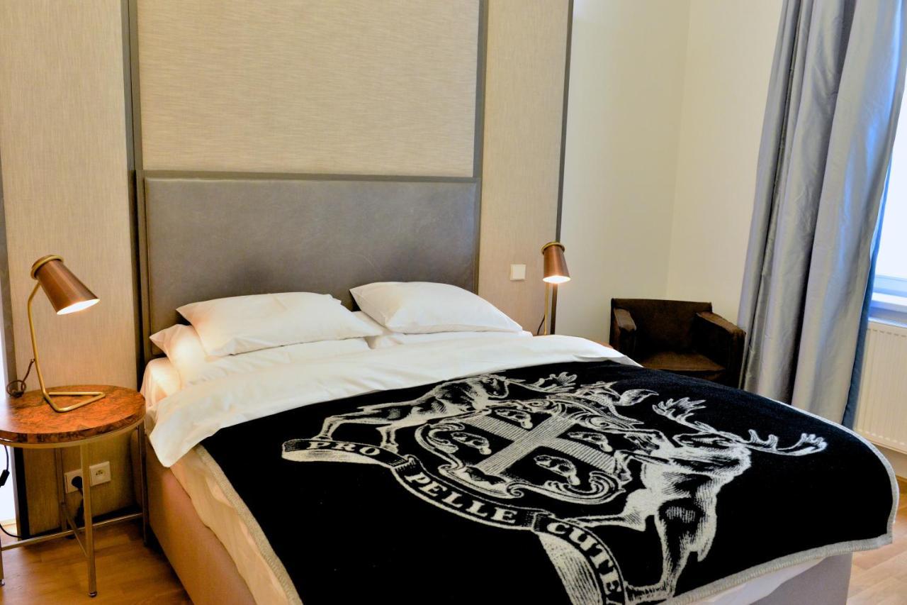 Kolonada Luxury 3 Bedroom Apartment Manes 마리안스케 라즈네 외부 사진