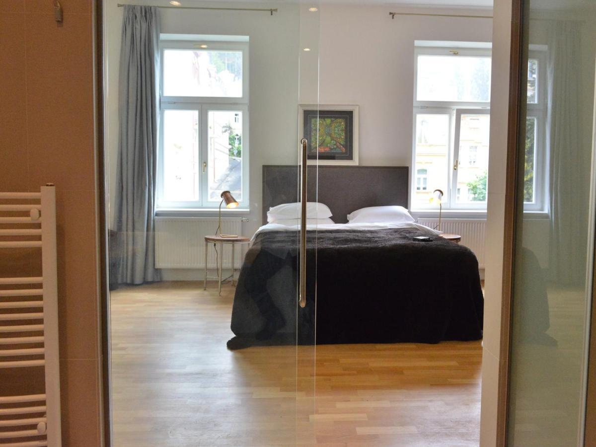 Kolonada Luxury 3 Bedroom Apartment Manes 마리안스케 라즈네 외부 사진