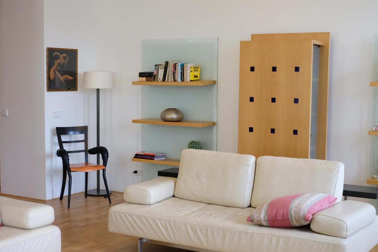 Kolonada Luxury 3 Bedroom Apartment Manes 마리안스케 라즈네 외부 사진