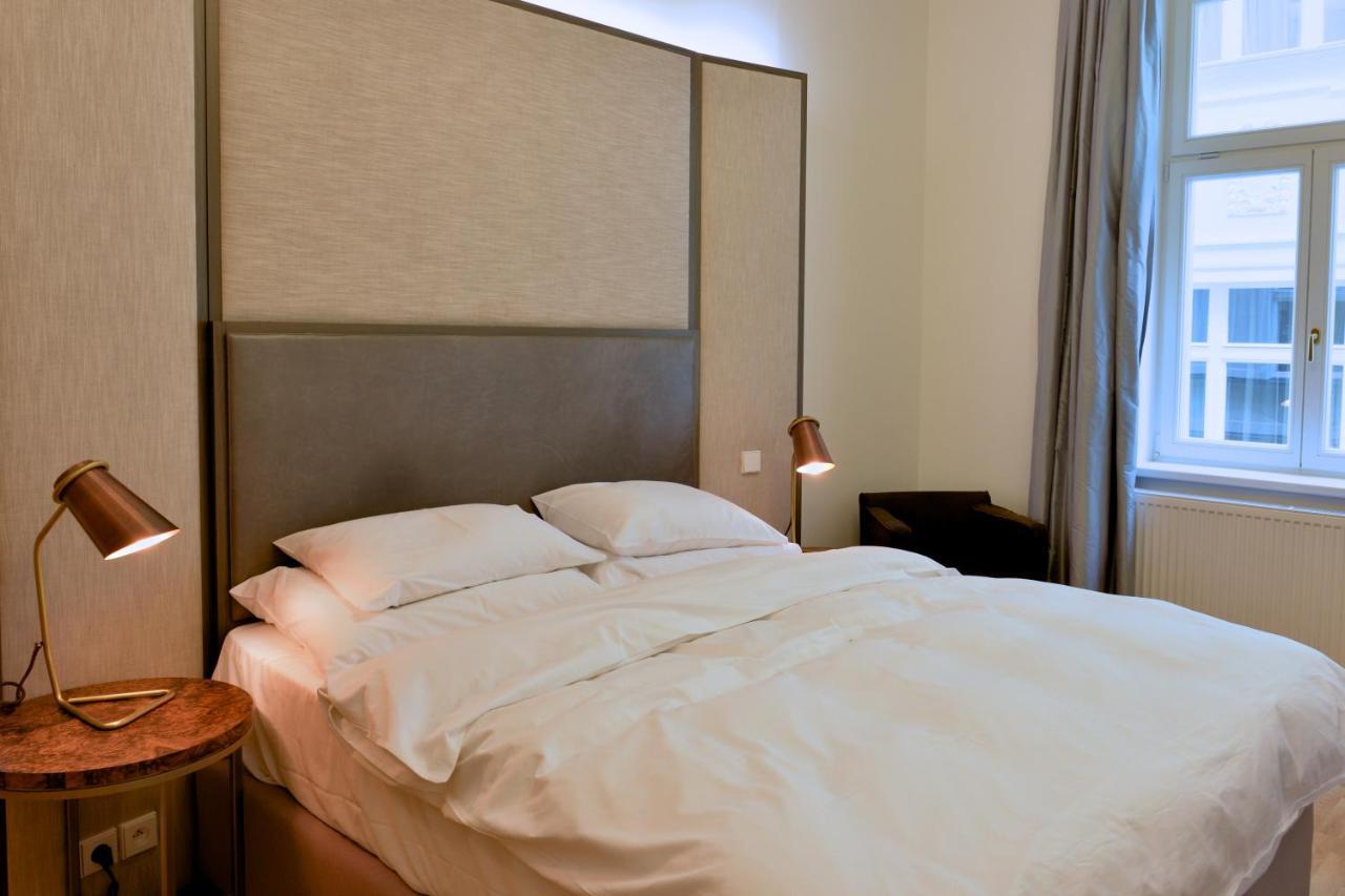 Kolonada Luxury 3 Bedroom Apartment Manes 마리안스케 라즈네 외부 사진